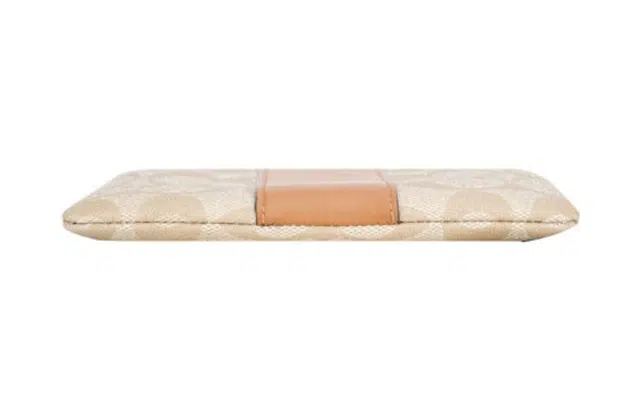 COACH Corner Zip 16