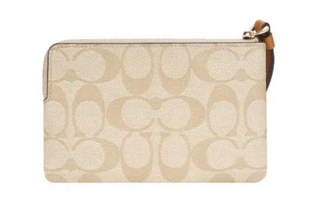 COACH Corner Zip 16
