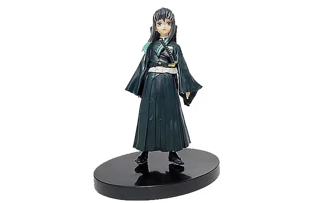 BANPRESTO 12 b 18cm