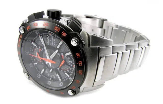 SEIKOSPORTURA100 44mm