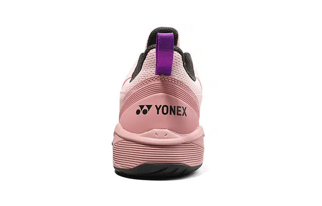 YONEX