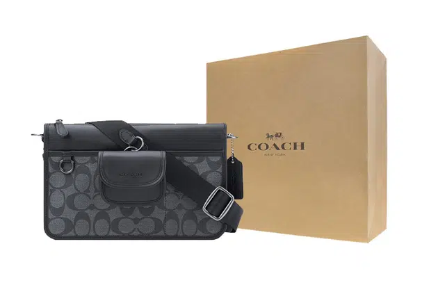 COACH Heritage 25