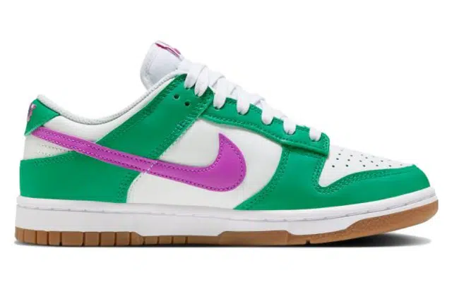 Nike Dunk Low "Stadium Green and White"