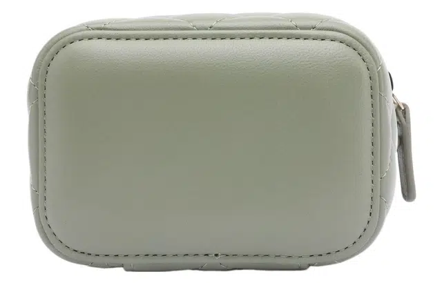 CHANEL 21B