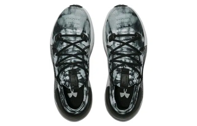 Under Armour HOVR Phantom 3