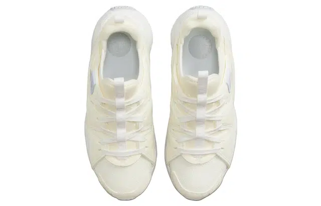 Nike Air Huarache "Coconut Milk"