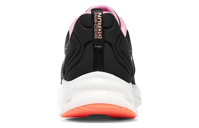 Skechers GO RUN Swirl Tech