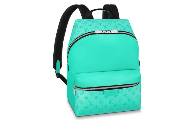 LOUIS VUITTON Discovery