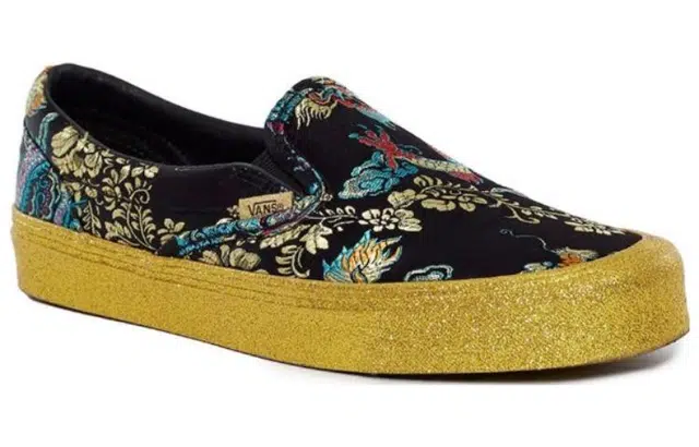 Opening Ceremony x Vans slip-on Good Luck Classic LX