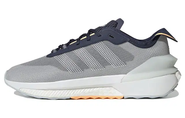 adidas Avryn