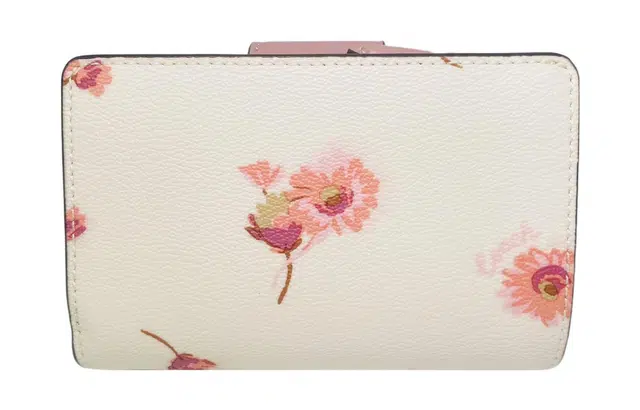 COACH Medium Wallet 13 Logo