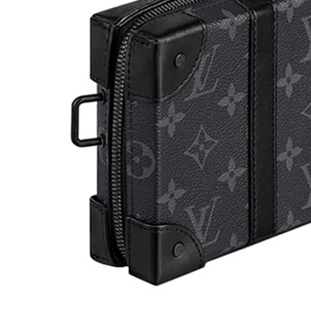 LOUIS VUITTON Trunk