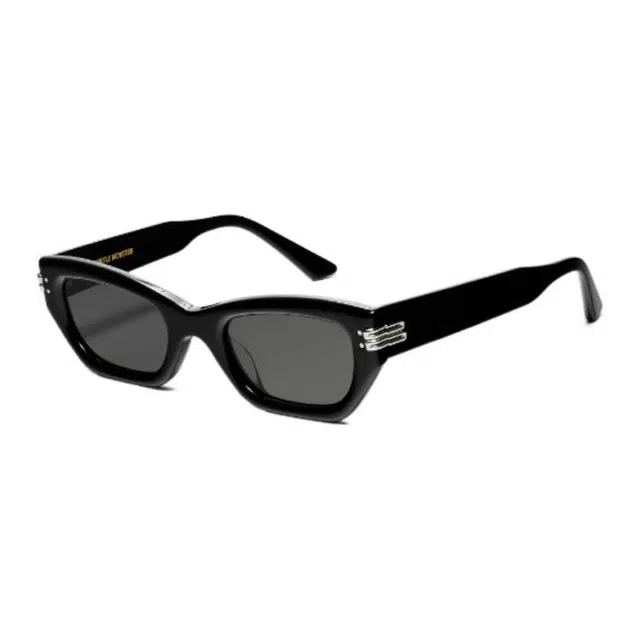 GENTLE MONSTER Vis Viva 01