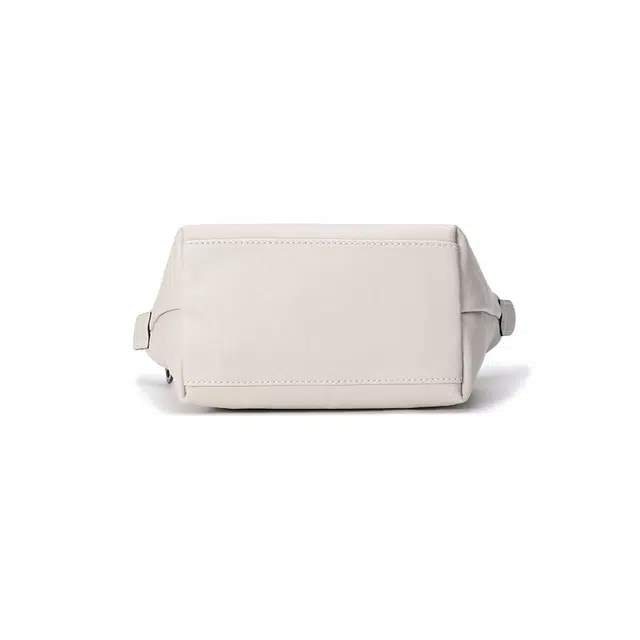 LONGCHAMP Le Pliage Cuir 17