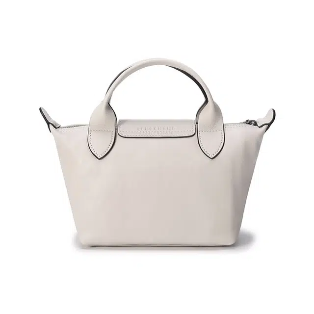 LONGCHAMP Le Pliage Cuir 17