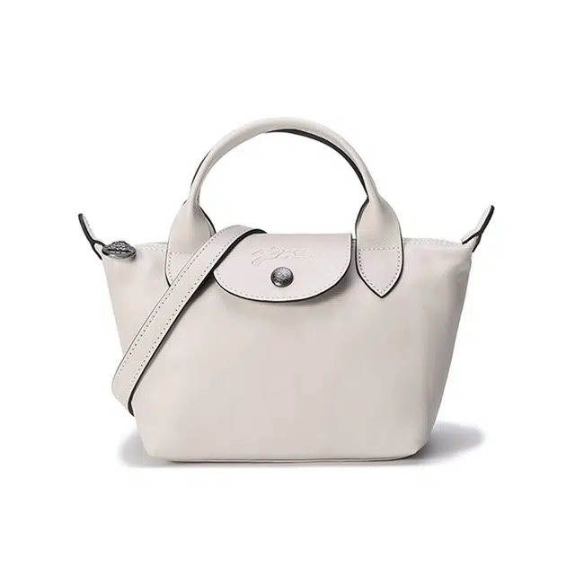 LONGCHAMP Le Pliage Cuir 17