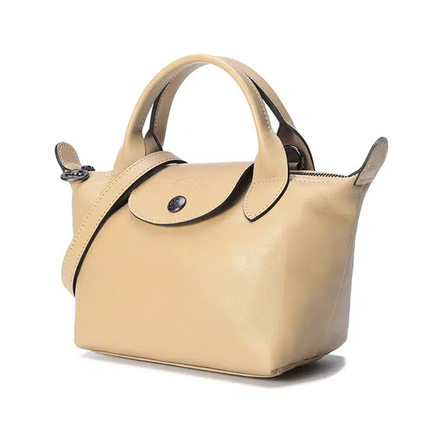 LONGCHAMP Le Pliage Cuir 17