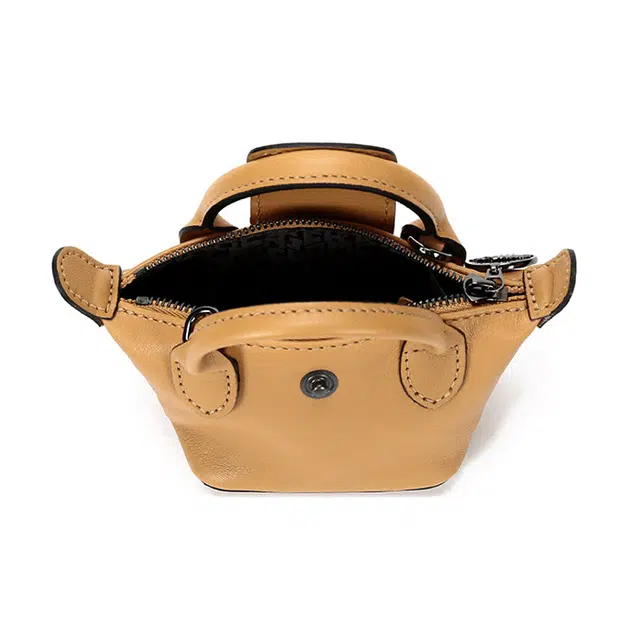 LONGCHAMP Le Pliage Cuir 9 Logo