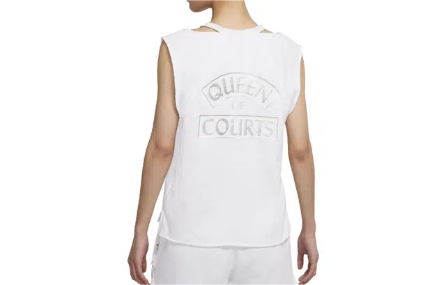 Nike Standard Issue T
