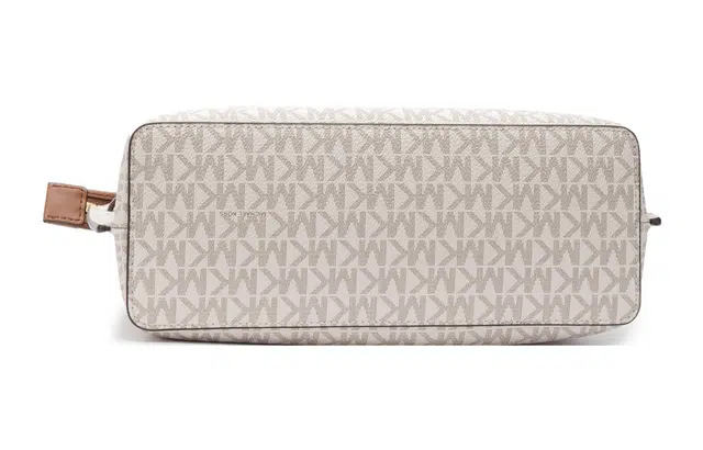 MICHAEL KORS MK Emilia Logo