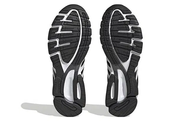 adidas Equipment 10 Em