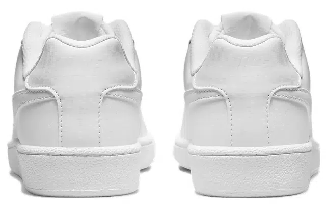 Nike Court Royale