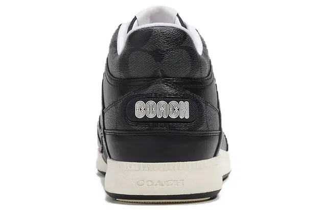 COACH