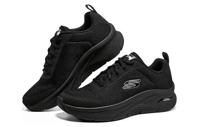 Skechers Arch Fit