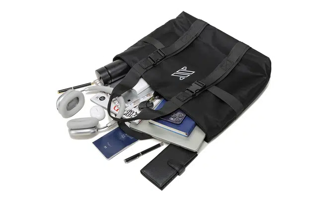 NOMK Tote