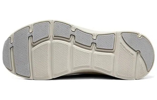 Skechers Arch Fit