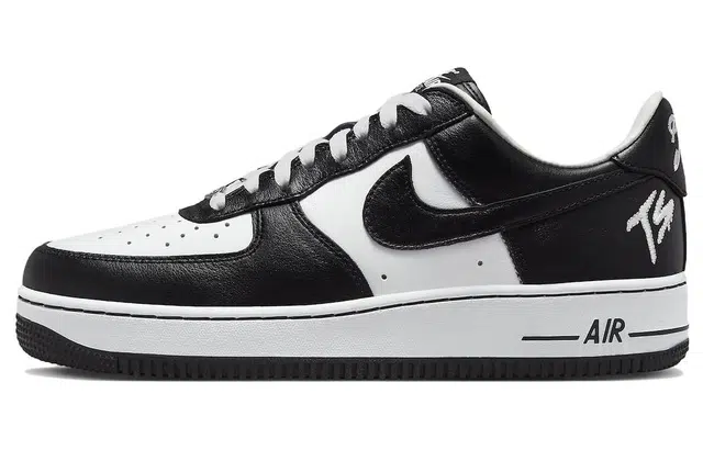 Nike Air Force 1 Low QS