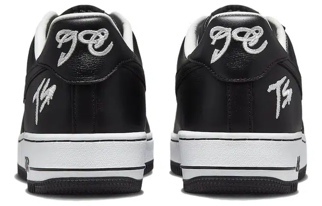 Nike Air Force 1 Low QS