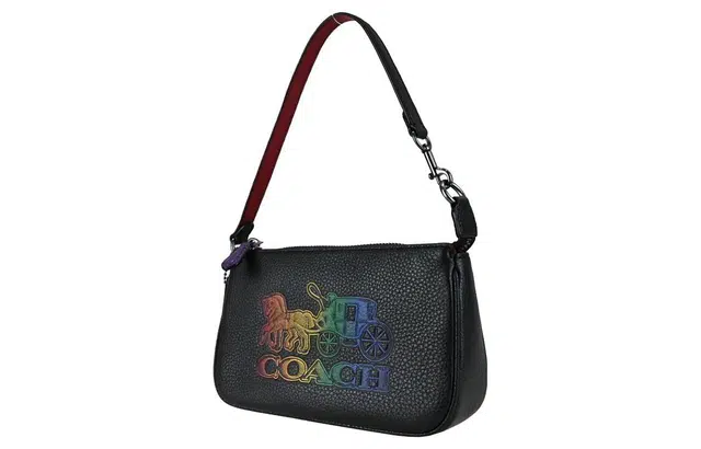 COACH Nolita 19 Logo