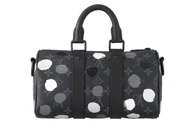LOUIS VUITTON x Yayoi Kusama keepall 25
