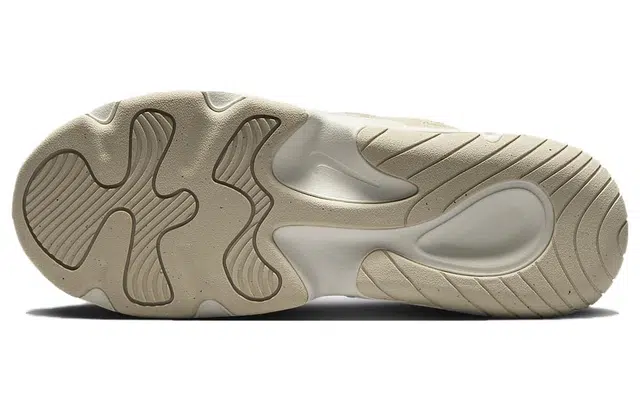 Nike Tech Hera