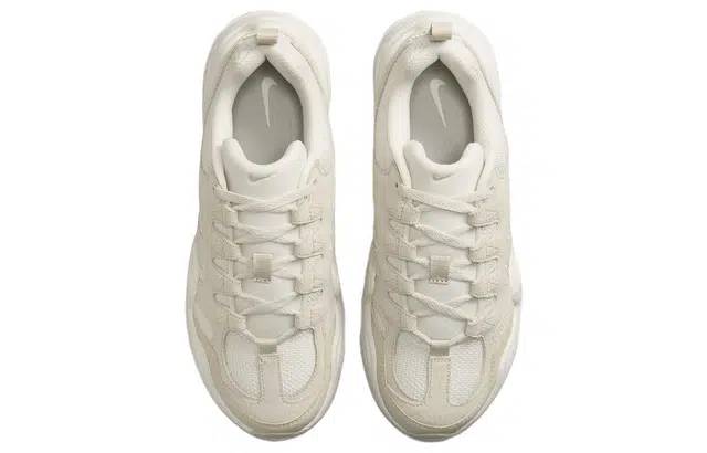Nike Tech Hera