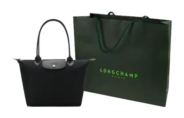 LONGCHAMP Le Pliage Green 28