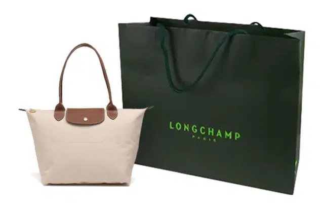 LONGCHAMP Le Pliage 28