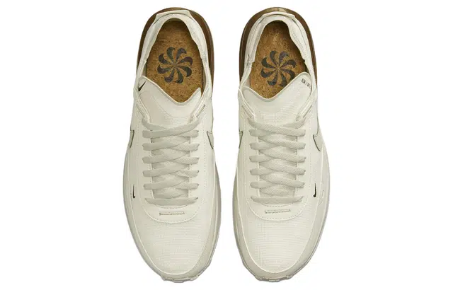Nike Waffle One SE