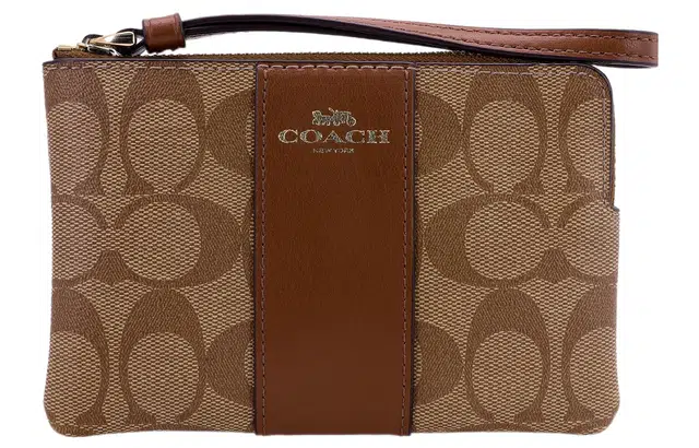 COACH Corner Zip 16