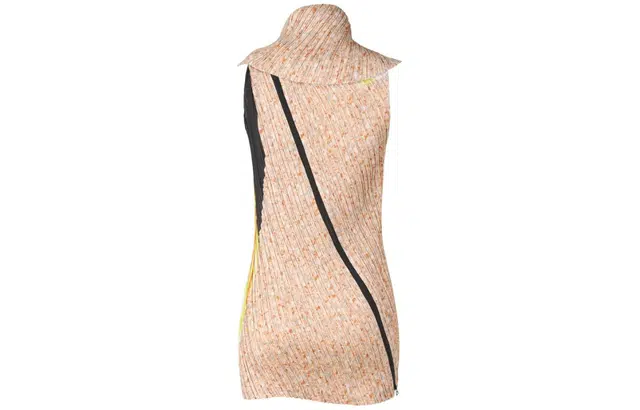 ISSEY MIYAKE SS23 T