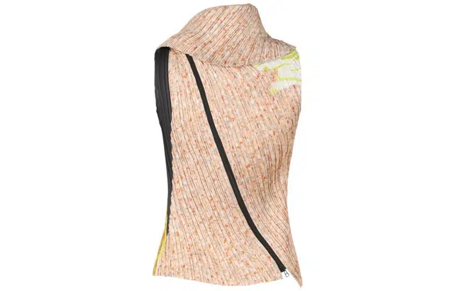 ISSEY MIYAKE SS23 T
