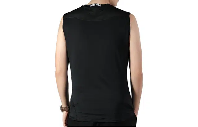 Nike Pro Fitted Logo