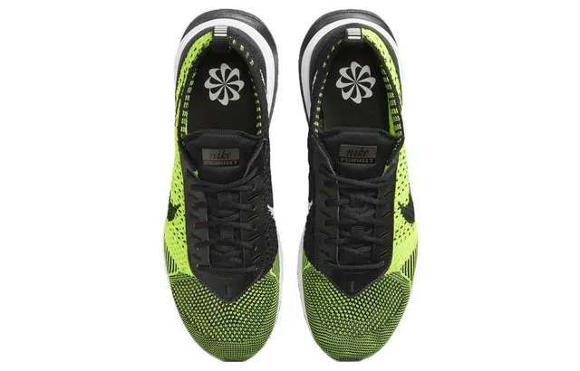 Nike Air Max Flyknit Racer