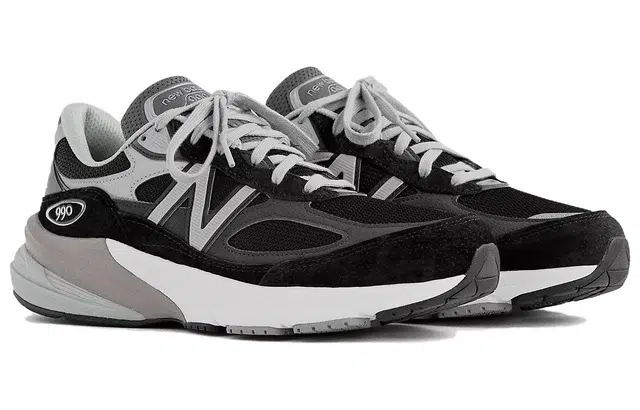 New Balance NB 990 V6