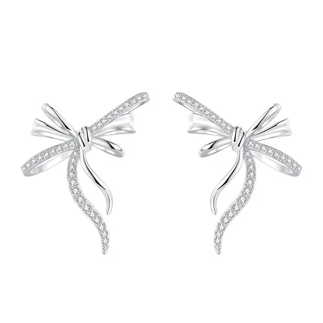 周大生 丝带飘逸蝴蝶结银耳钉女甜美银色小众轻奢蝴蝶结耳饰