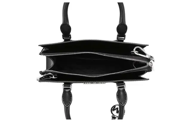 MICHAEL KORS MK Sheila Logo Tote