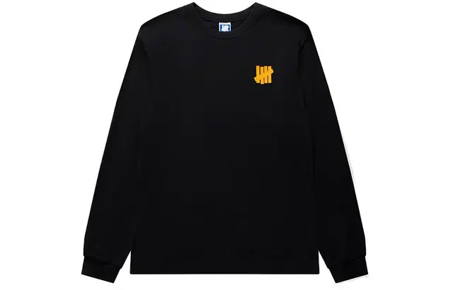 UNDEFEATED T