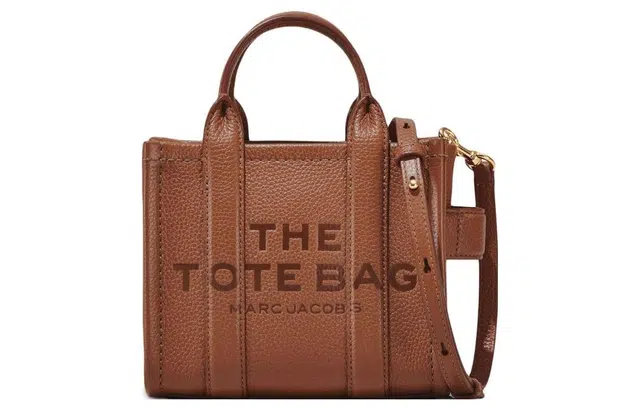 MARC JACOBS 18 Logo Tote