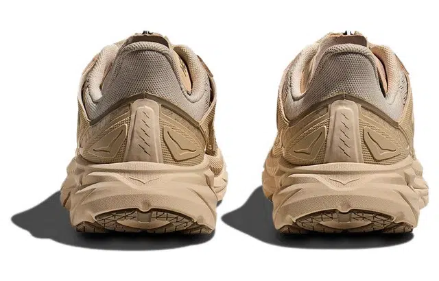 HOKA ONE ONE Project Clifton